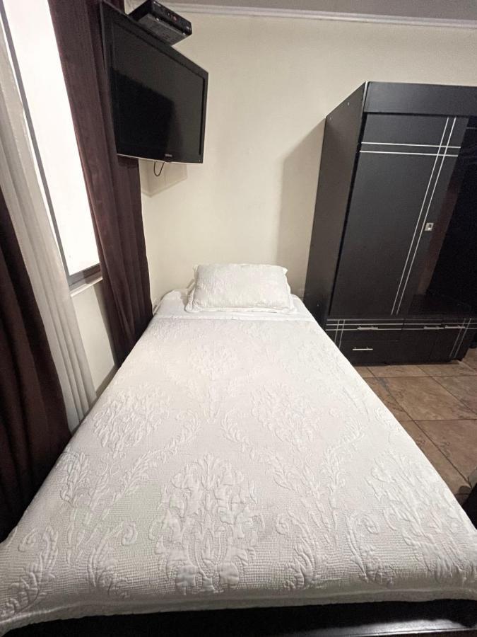Hotel Alojate In Bogotá Eksteriør bilde