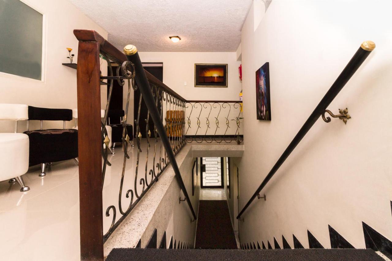 Hotel Alojate In Bogotá Eksteriør bilde