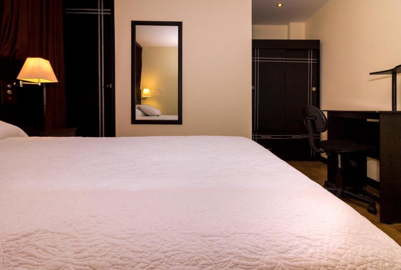 Hotel Alojate In Bogotá Eksteriør bilde